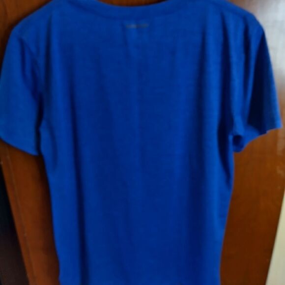 Boys Large Adidas Tee - Picture 5 of 8